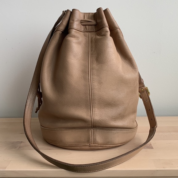 COACH | Vintage Drawstring Bucket Bag - Leather - Picture 8 of 16